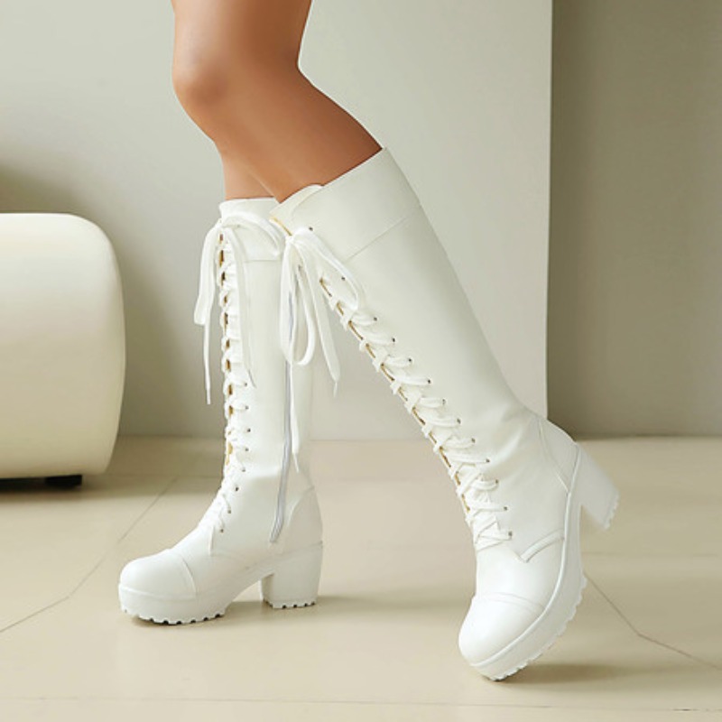 Guipure Lace Panel - Botas de combate femininas até o