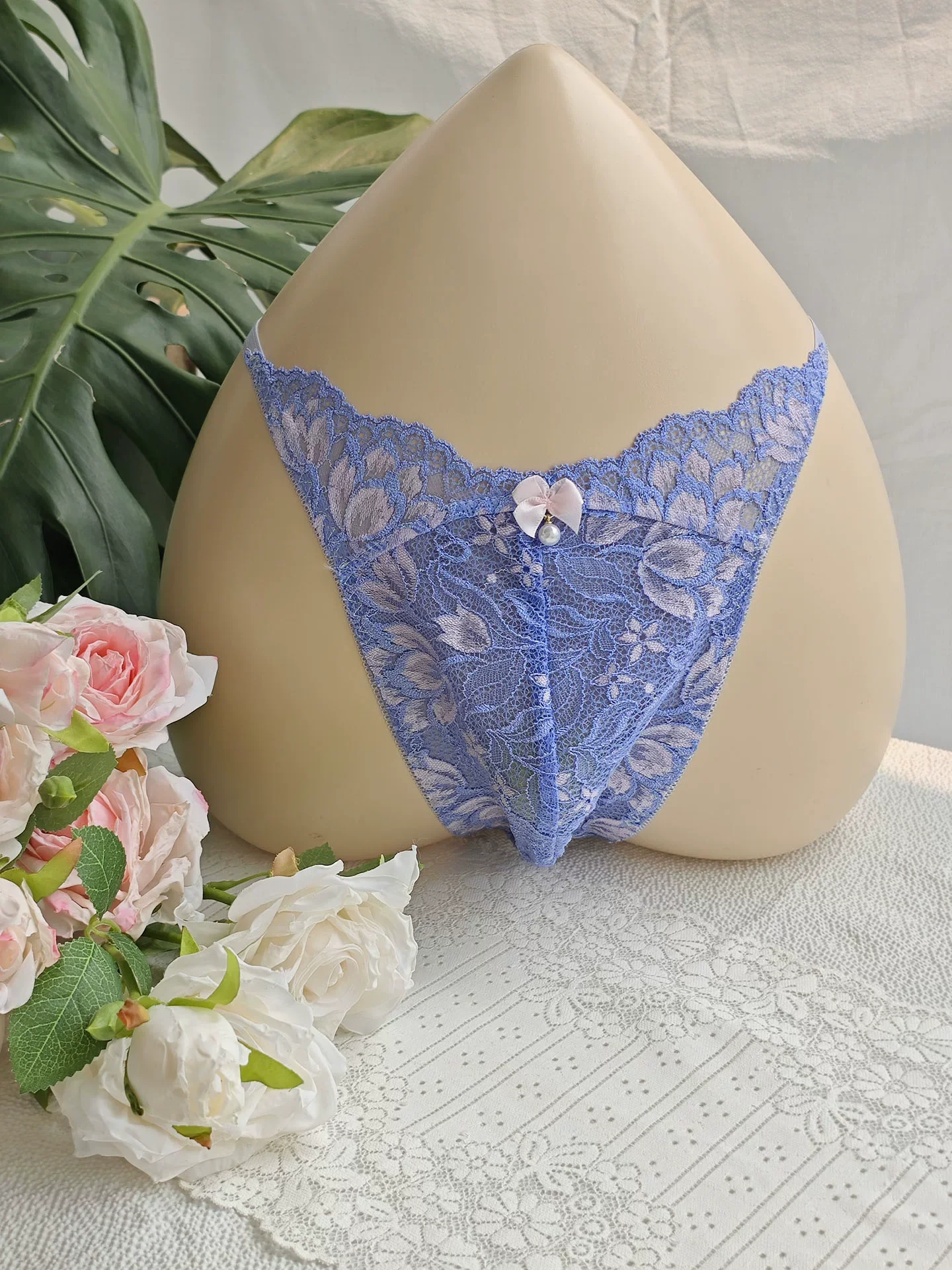 Cueca Masculina de Renda Preta - Embroidery Embellishments avaliação e preço