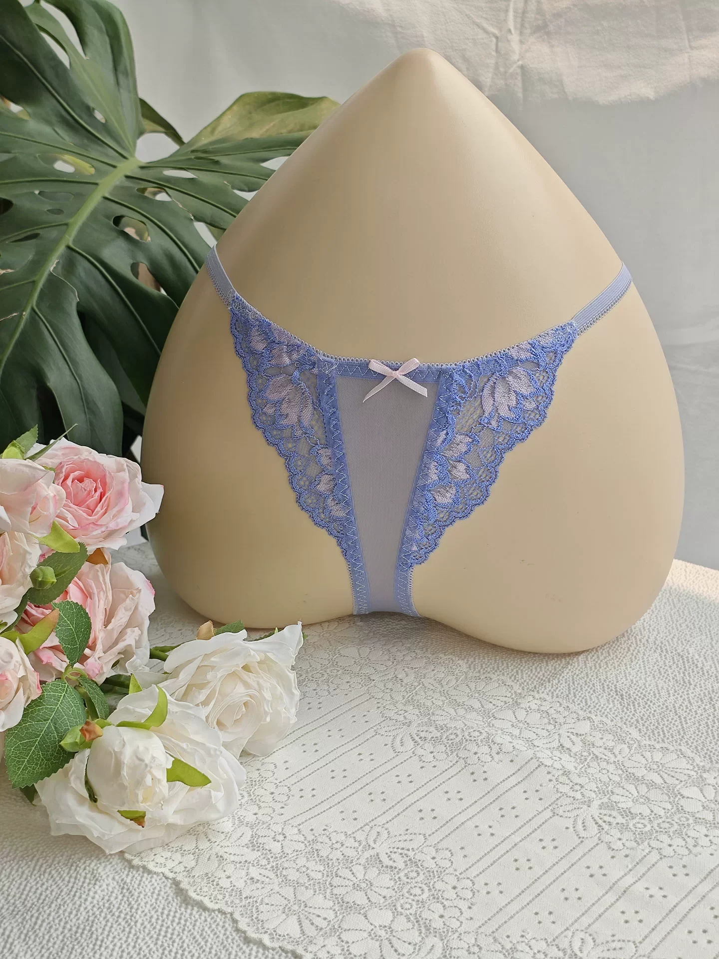 Cueca Masculina de Renda Preta - Embroidery Embellishments avaliação e preço