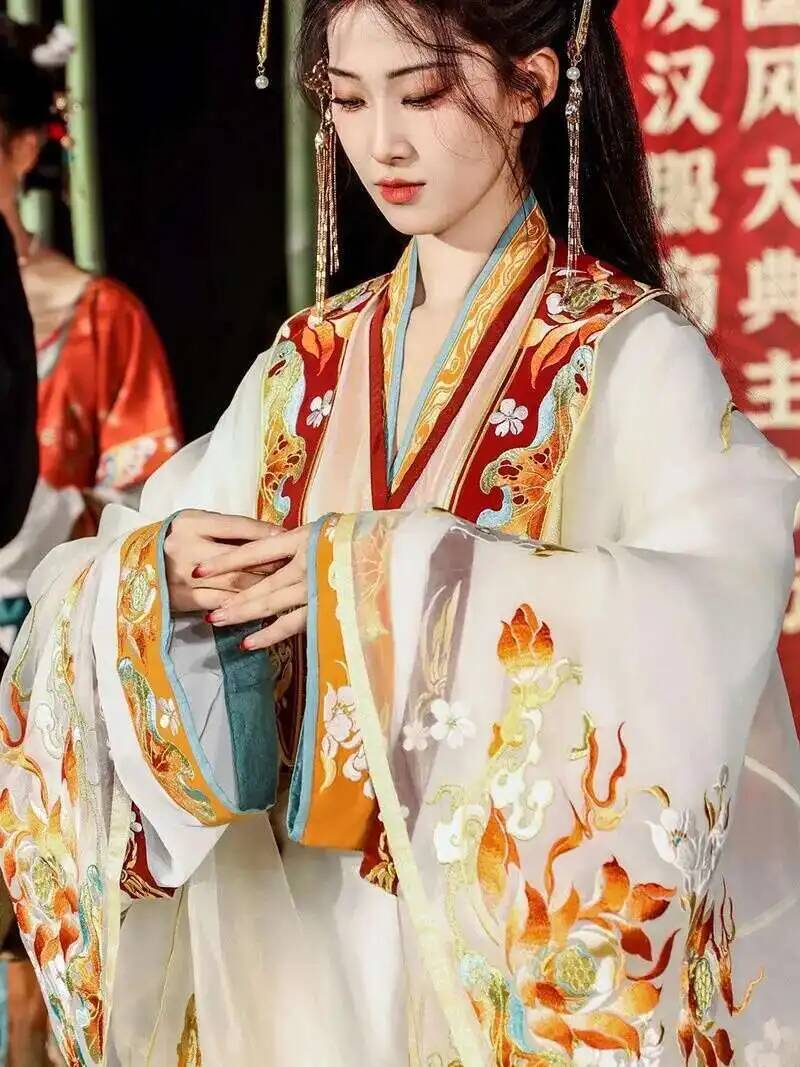 Dinastia Ming Hanfu Bordado Pe - Embroidery Craft avaliação e preço
